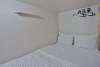 Хостел Capsule de Lux ApraxInn Санкт-Петербург Семейная капсула-1